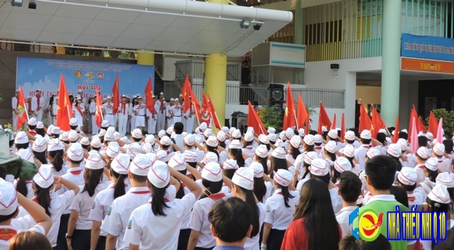 Hội thi Nghi thức Đội TNTP Hồ Chí Minh Quận 10 và Hội thi Nhịp điệu măng non Quận 10 năm học 2015-2016